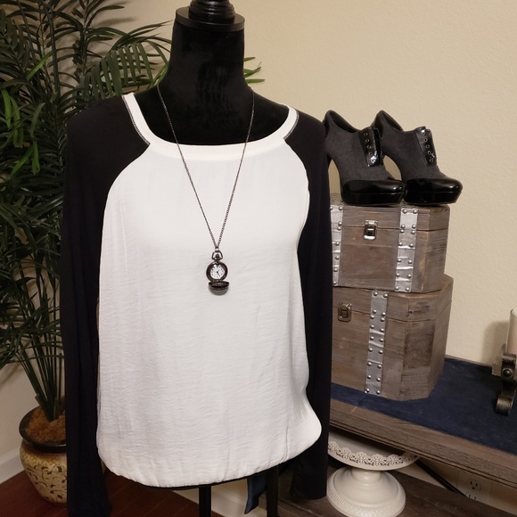 GAP Tops - 😎GAP blouse😎